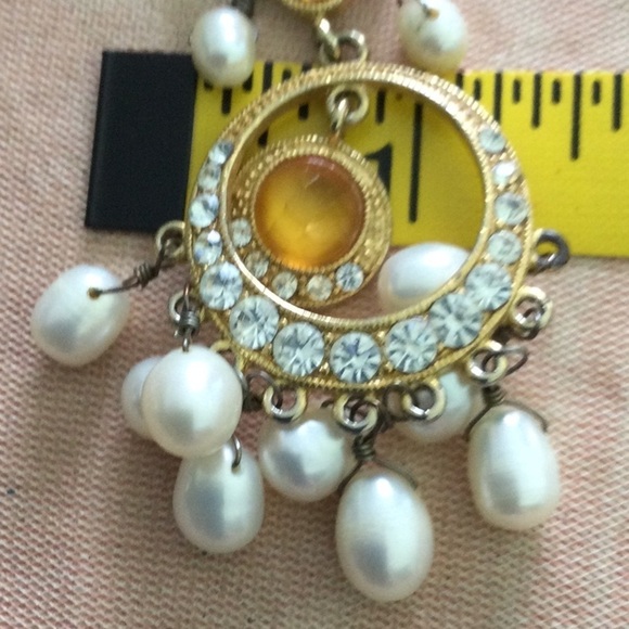 Woman’s Studed Earrings with pearls, rhinestones,and yellow stones Elegant - Picture 4 of 5